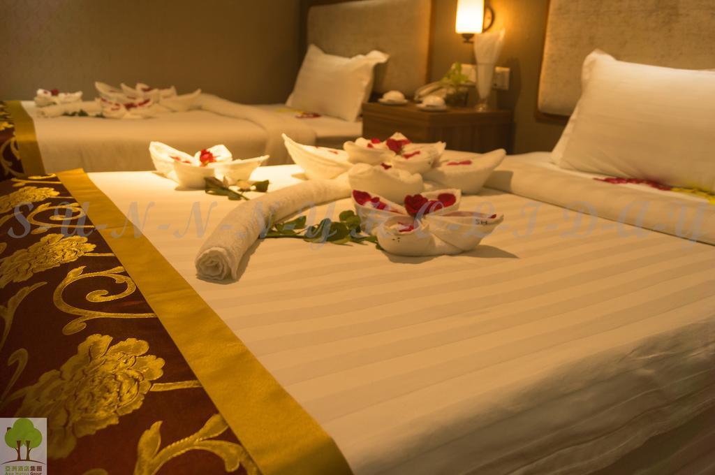 Sunny Holiday Hotel Gyogon Buitenkant foto