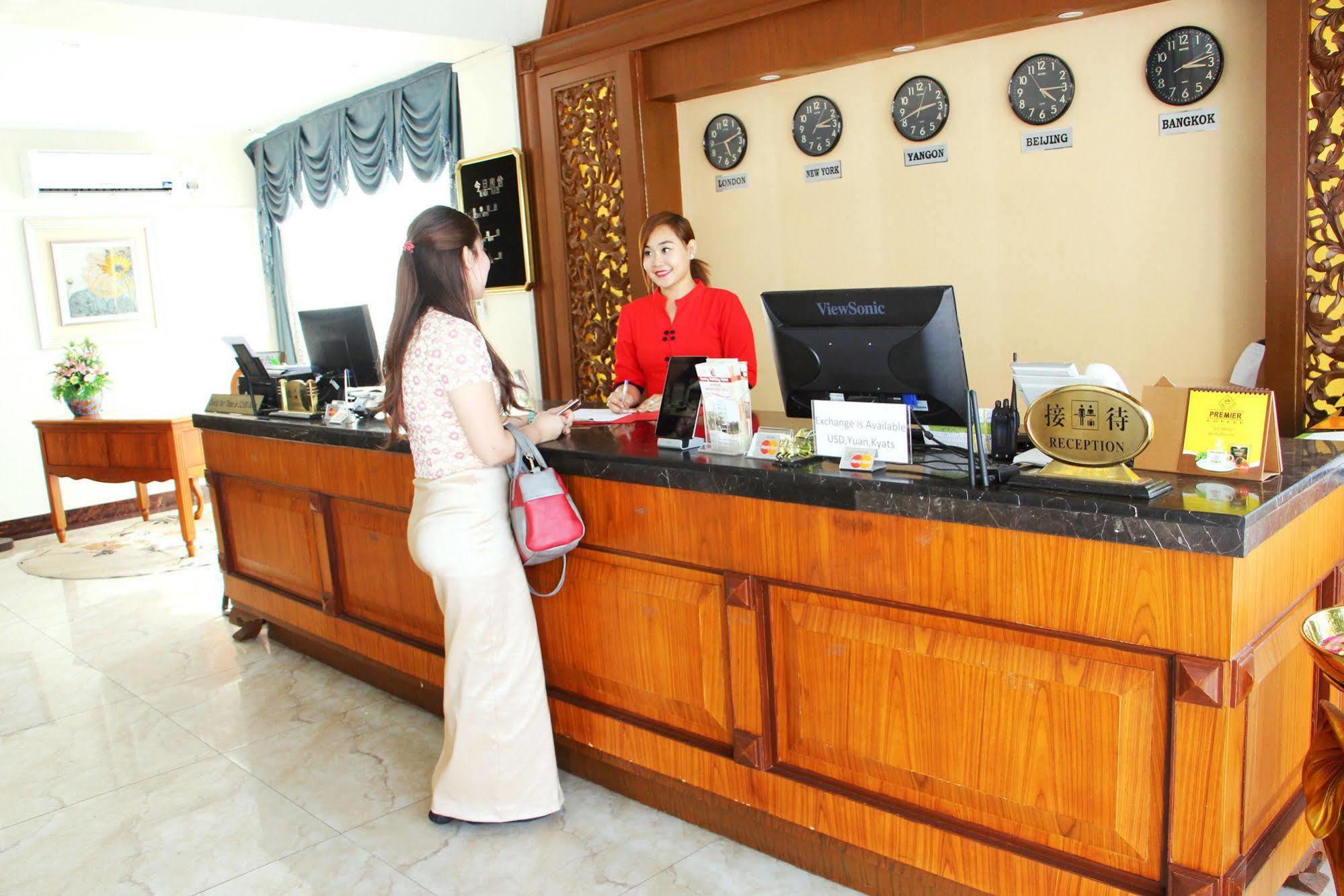 Sunny Holiday Hotel Gyogon Buitenkant foto